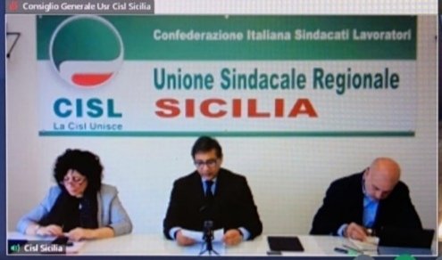 CislSicilia's tweet image. La Sicilia nel primo trimestre di quest'anno ha perso 34 mila posti di lavoro rispetto a un anno fa. E il tasso di occupazione è ora del 39,8%. Serve dare corso a uno sforzo corale Regione-sindacato-imprese per rispondere alle sfide che abbiamo di fronte #SebCappuccio #ConsGen