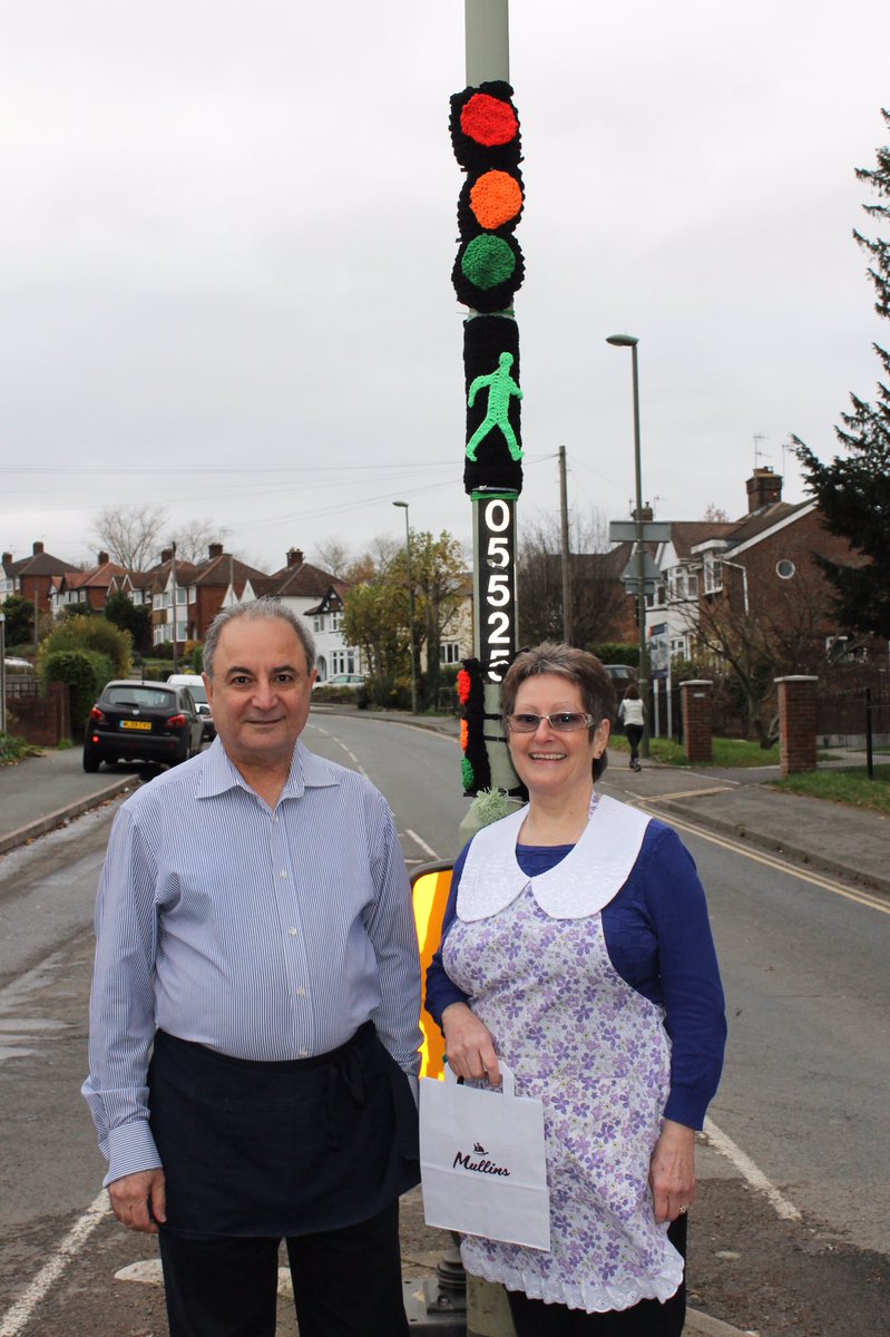 DorkingSafeSts's tweet photo. Who needs a safe pedestrian crossing? Bakers and coffee ☕️ makers do! Thank you @mullinscoffeeshop for your support! 💚

Will you join us and tell the Council that you support creating safer streets in Dorking? Link in bio. 

#dorking #dorkingsafestreets #petition #safestreets https://t.co/I88kwguSTe