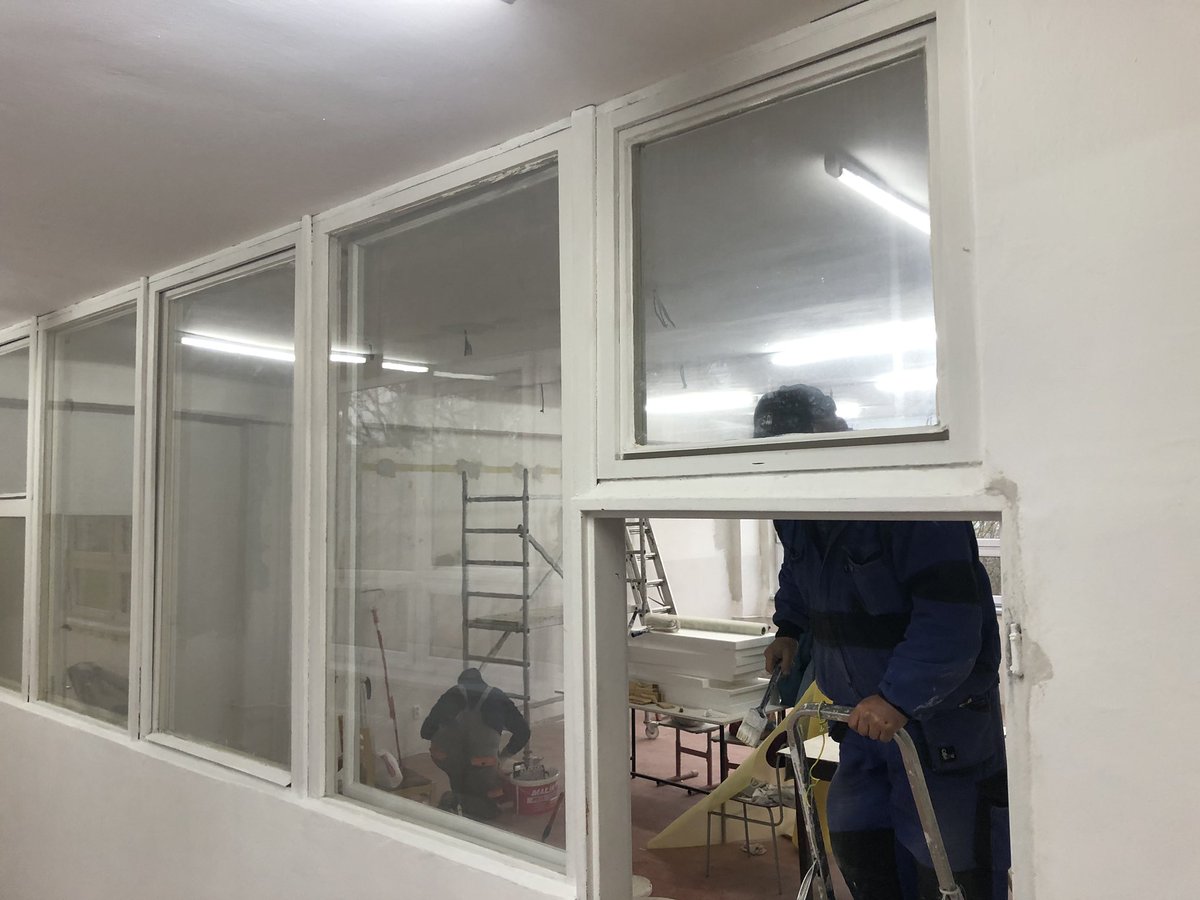 kosiceIS's tweet photo. More renovations are afoot at #KEIS ! #Košice #Slovakia #renovations #newclassrooms https://t.co/aB6HcSYbPY