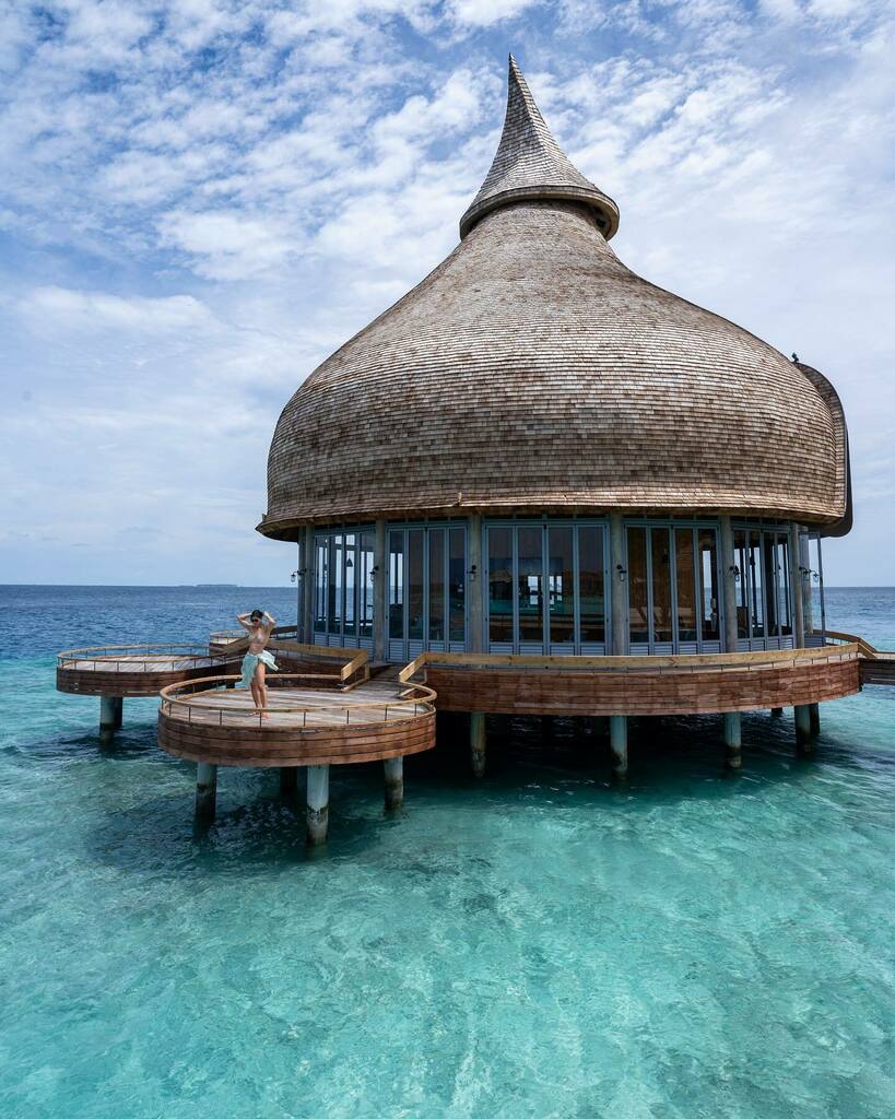 Which country do you want to visit first when you are ready to travel again?⁣
⁣
I’m sure the Maldives will be high on many people’s lists for the foreseeable (not that it wasn’t already!), especially considering its stringent approach to safety durin… instagr.am/p/CIAnO1-AeLF/
