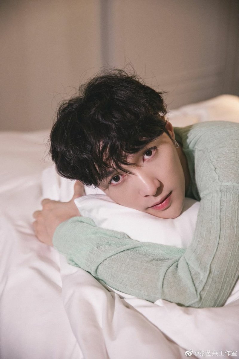 Aliaarom301's tweet photo. Buka Twitter eh banyak yang ngetwite tentang mereka, ku kira ada apa.
#SEHUN
#yizing @layzhang 
#EXO @weareoneEXO https://t.co/xQvKVrfUFf