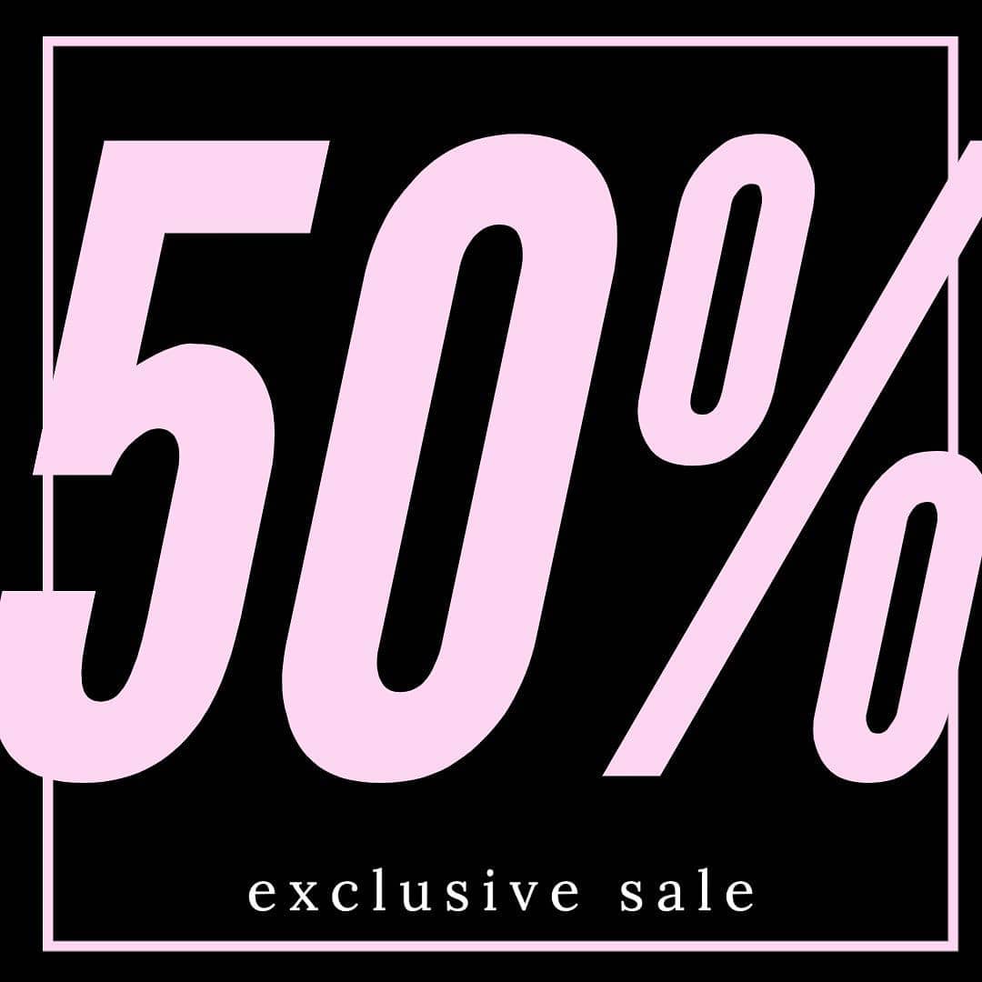 LashesRazor's tweet image. Time to get your shop on 🛍️Don't miss our 𝐛𝐢𝐠𝐠𝐞𝐬𝐭 𝐬𝐚𝐥𝐞 𝐲𝐞𝐭 this black Friday💸 50% off of all lashes😱Ending 27/11/2020 at midnight ✨ razorlashes.com #BlackFriday #BlackFridayDeals