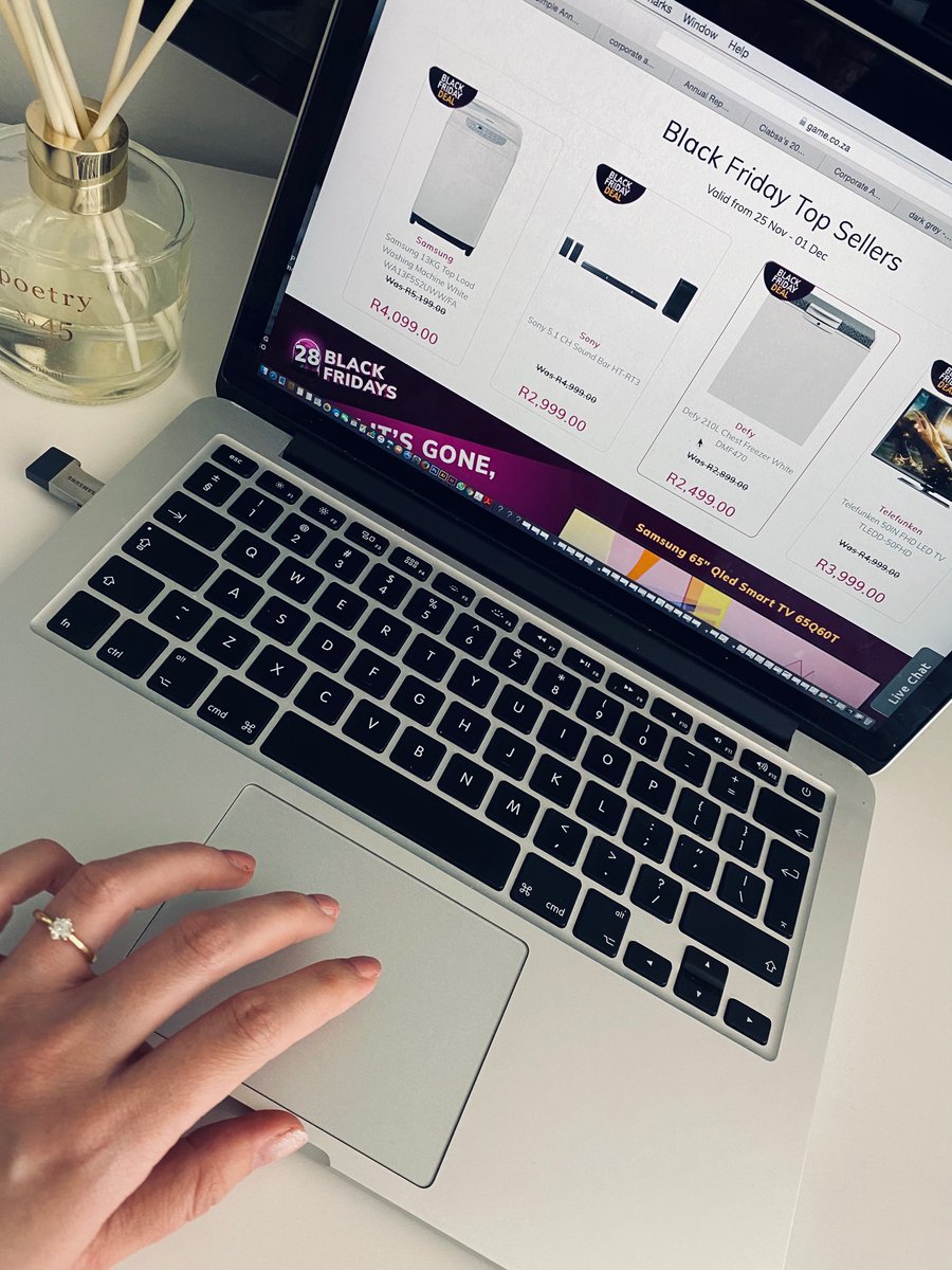 LMouseF's tweet image. The excitement is real! During the 28 days of Black Friday at @Game_Stores you could be randomly selected to pay 1 cent for a product on promotion.
Game have also extended their trading hours this week. 
Shop here:
bit.ly/3kKNUJj

#GameBlackFriday #GotGame #Ad