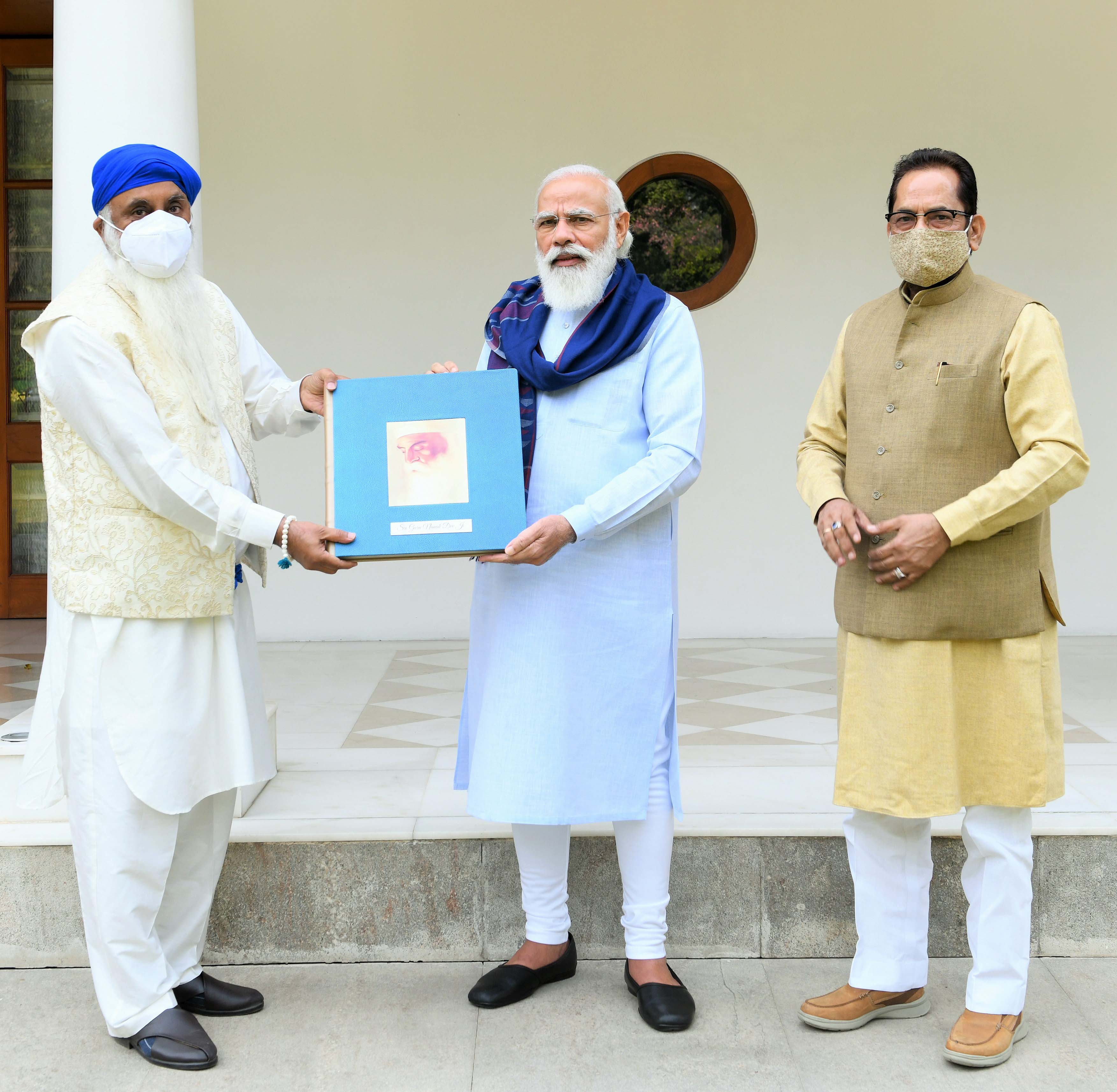 PM Releases Book on the Life of Sri Guru Nanak Dev ji