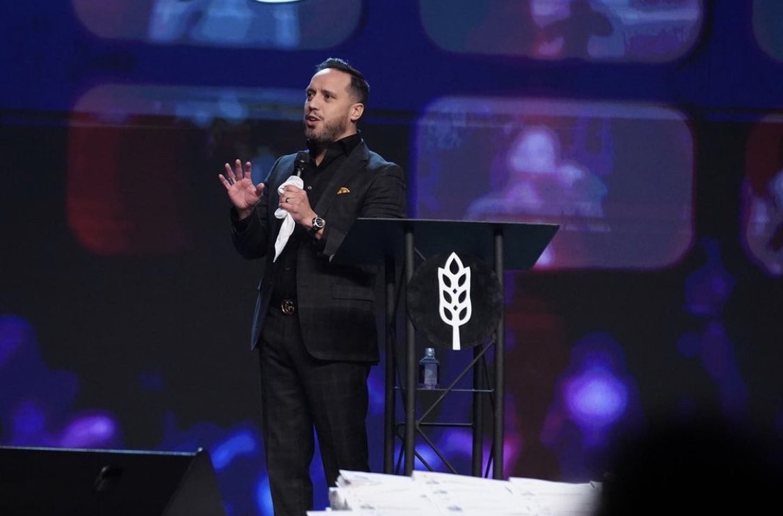 revtonysuarez's tweet photo. When we come together agreeing in prayer, regarding ANYTHING, God is faithful to hear and answer us!
Iβve dedicated today as a day of prayer and fasting for healing and miracles! Iβm believing, with you, for God to do the miraculous in your life!
#bemadewhole #prayercloth https://t.co/NFJI2GcDe3