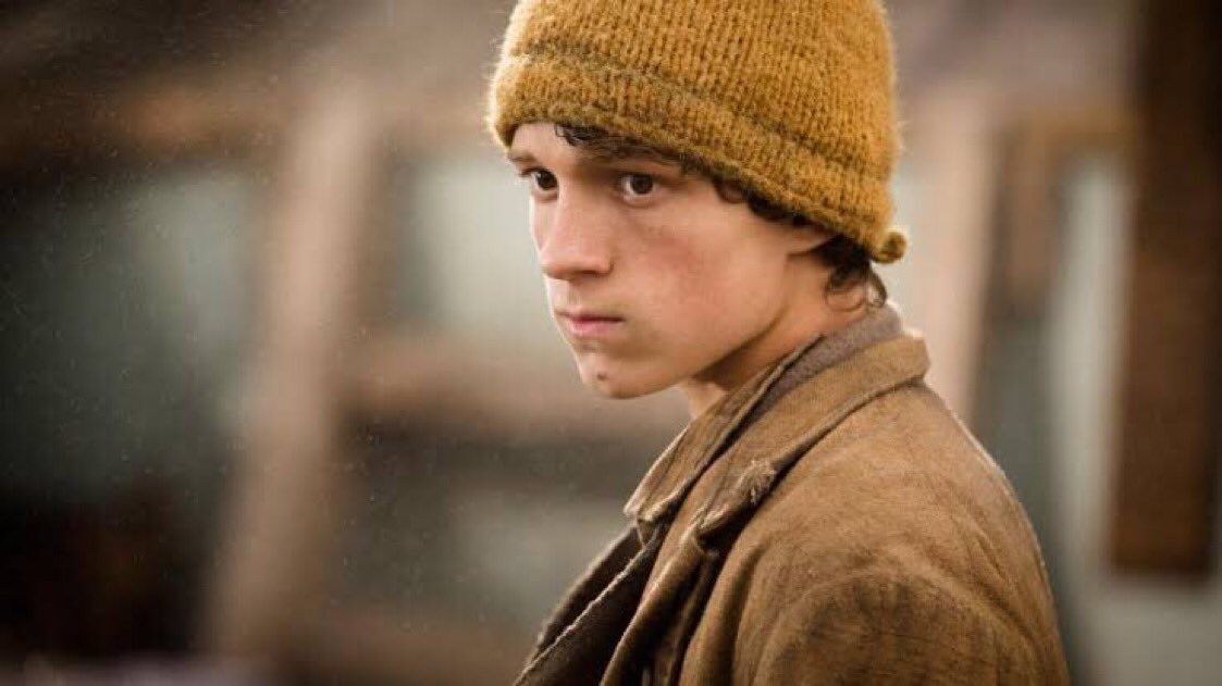 tom as thomas nickerson in the heart of the sea (2015)