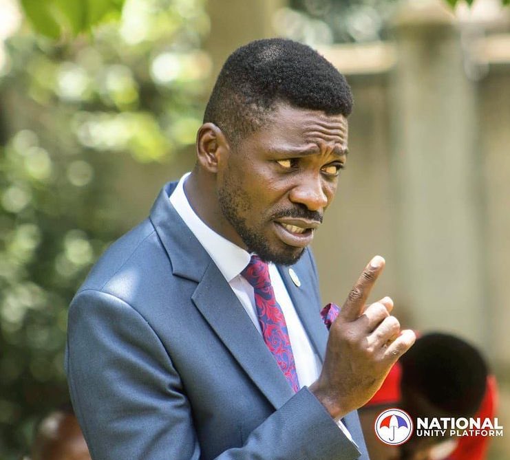 4sUG2's tweet photo. let me just see what the Twitter family says🤔
Retweet for Mr BoBi Wine  Like for Mr Museveni https://t.co/MCtk1xCB1l