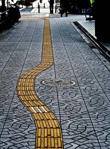 HeyItsBKT's tweet image. What is Nairobi @NMS doing about mainstreaming inclusive design in the new walkways for the disabled? Inclusion of tactile paving, ramps at crossings, signaling, signages &amp;amp; markings, barrier-free, color contrasts etc ensure PWDs are not left out. #witconference#2020WTAConference