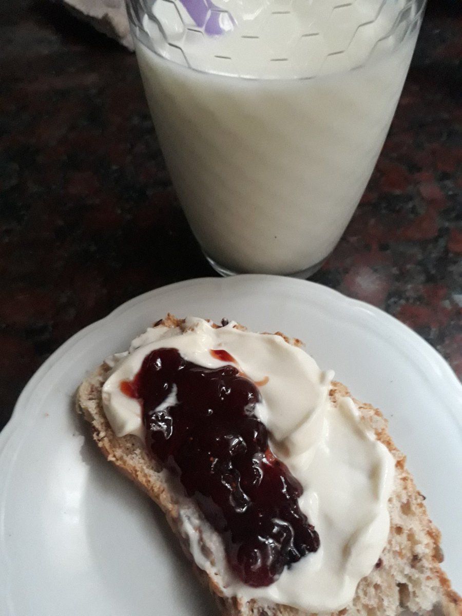 pipiapiu's tweet image. Buen día!!! 

Hoy desayuno más nutritivo. O maso. 
Quería!

Arranquen bien que después no se sabe...😁