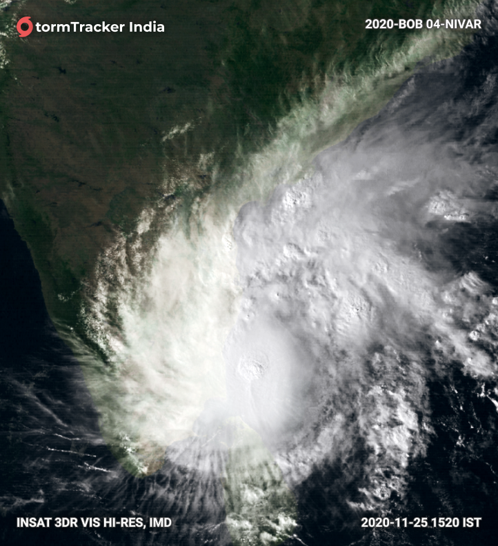 StormTrackerIn's tweet photo. #SevereCyclone #Nivar located 190 km SE of #Puducherry #TamilNadu, expected to #Landfall near Puducherry by late hours of 25 Nov as a #VerySevereCyclone. Max winds at 120 km/h gusting 135 km/h. #NivarCyclone #CycloneNivar #StayHomeStaySafe #CycloneAlert https://t.co/eSo62IhUFB