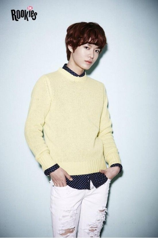 fruityyuta's tweet photo. sm rookies yuta                           nct 2020 yuta https://t.co/dGPsgX8lyJ