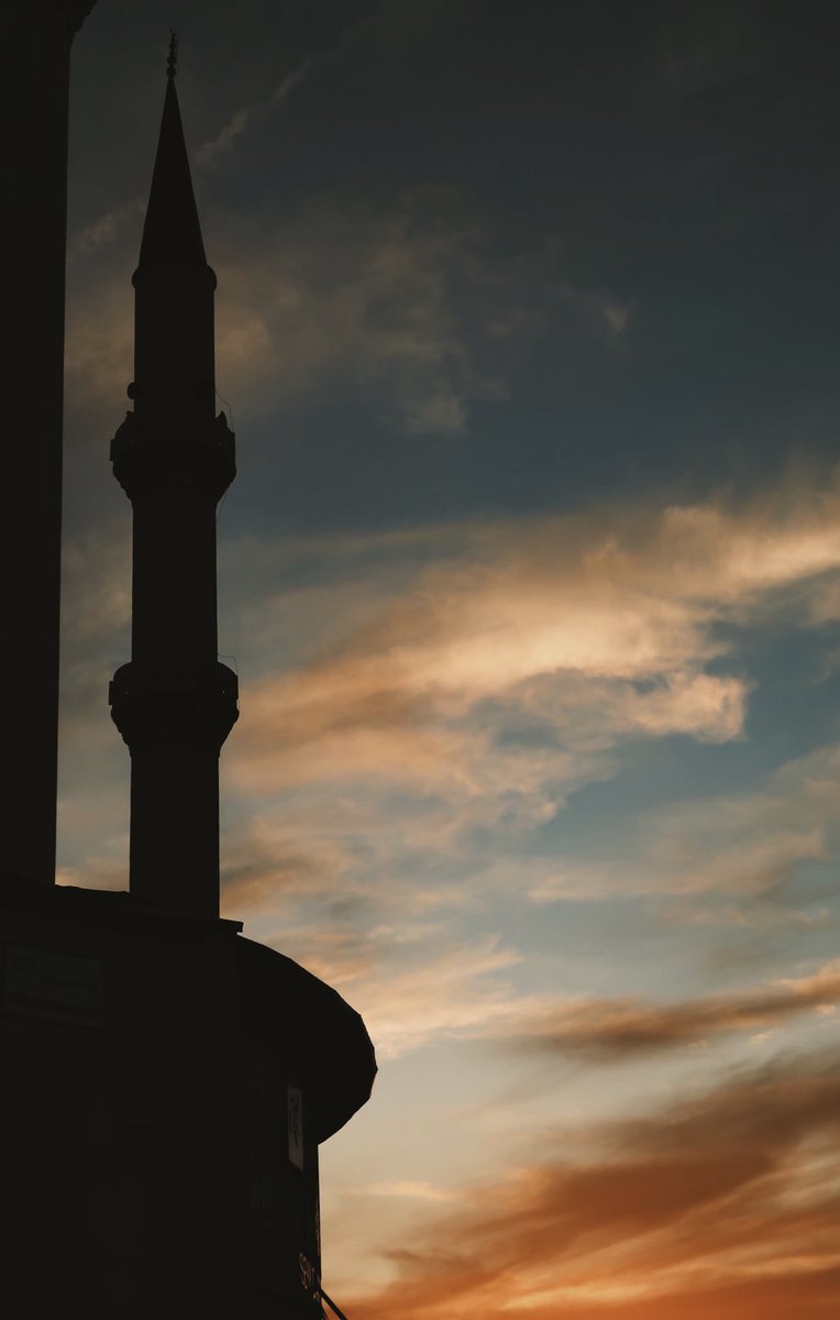 mosquesty's tweet photo. Şükür. Her hâle şükür. 
"Bilmiyorum başka çıkar yol..." https://t.co/sgc1sj0RIR