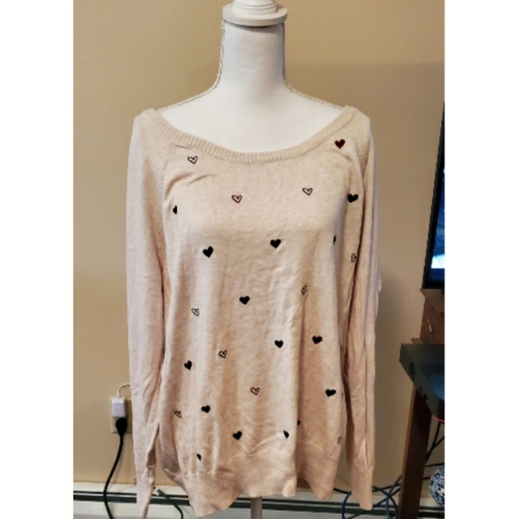 grillinfool_eva's tweet photo. So good I had to share! Check out all the items I'm loving on @Poshmarkapp from @shelbetoocool4u #poshmark #fashion #style #shopmycloset #christopherbanks #torrid #darngoodyarn: https://t.co/oOgiWOV1pB https://t.co/muMtspiFjz