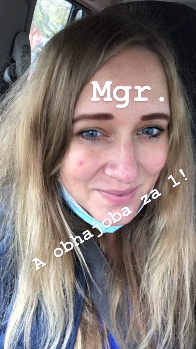 NChupita's tweet photo. V digihře jménem život mi byl udělen titul Mgr. #lepsinezzivot #dikyujepe #historicka #absolventujep https://t.co/uunCKRyc0A