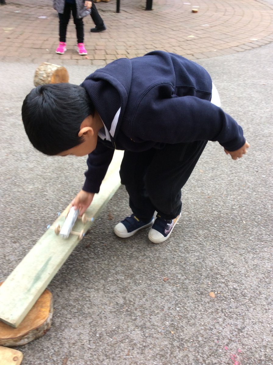 Last week in our Moon Zoom🌛🚀project, we explored the use of wheels and axels to make our own moon buggies and then tested them out on different surfaces. @coopnightingale @CoopAcademies #edutwitter #year1