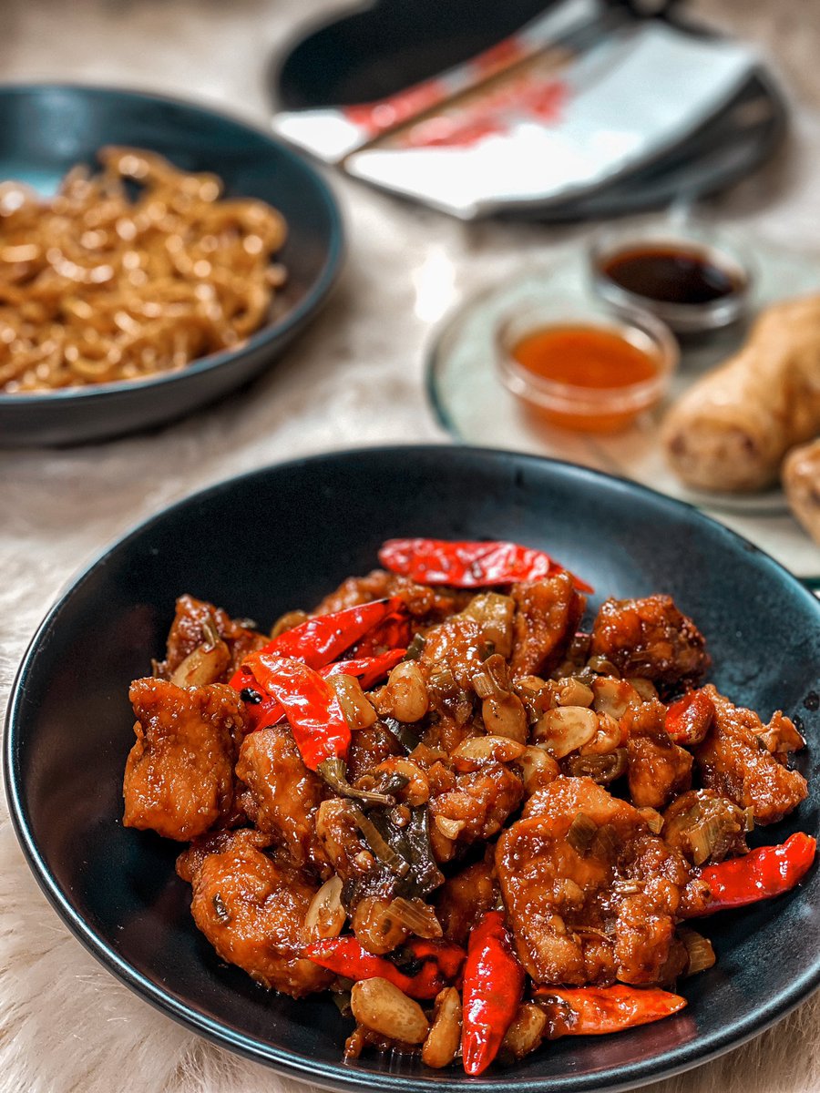 TheFoodWhores (@thefoodwhores_) on Twitter photo Celebrate the end of lockdown 2.0 with a last at home date night 😏🥢🥡
🤩 WIN a <a href="/PFChangsLDN/">PFChangs London</a> feast for 2 at home over on our IG now:
instagram.com/p/CH_N2zXn8I-/… Celebrate the end of lockdown 2.0 with a last at home date night 😏🥢🥡
🤩 WIN a <a href="/PFChangsLDN/">PFChangs London</a> feast for 2 at home over on our IG now:
instagram.com/p/CH_N2zXn8I-/…