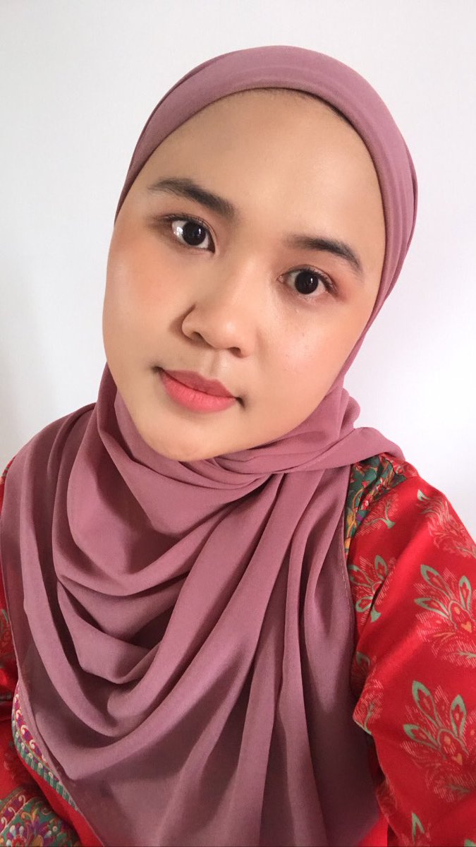 NajwaFathin's tweet photo. Makeup for a beginner! Not bad kan?
#makeuplooks
#makeup
#makeupmarykay
#makeupforbeginner
#marykay https://t.co/0ajNWO9zyU