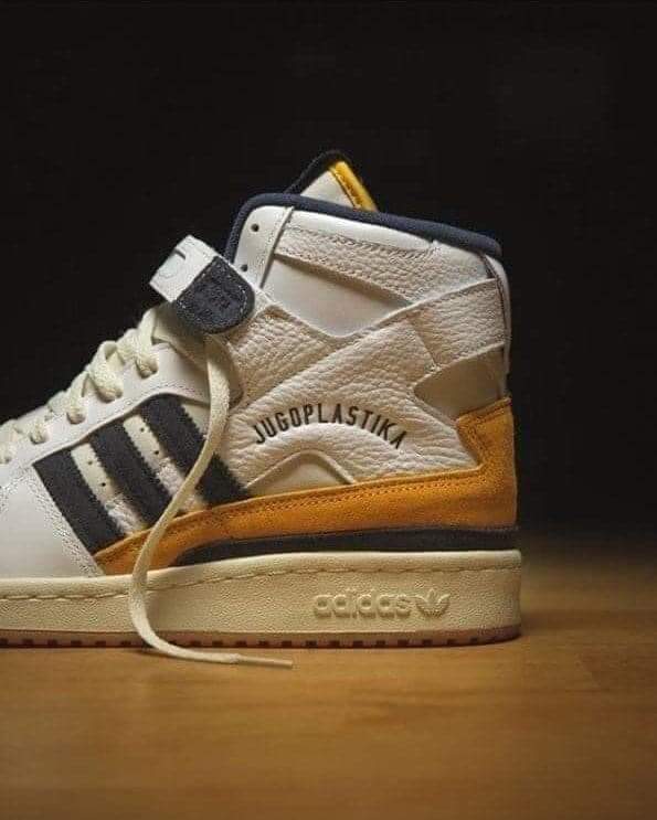 Κλόκκαρος tweet media