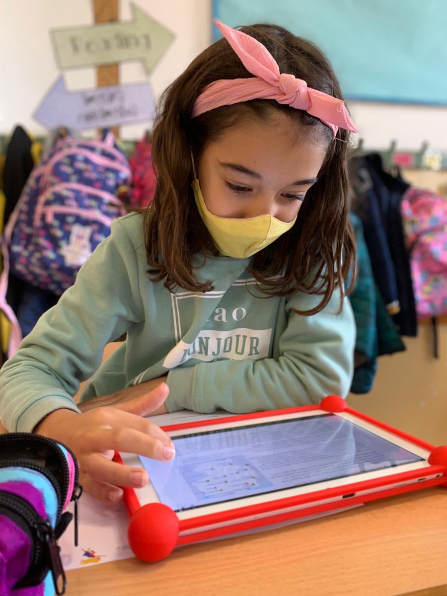 colsantpau's tweet photo. PRIMÀRIA | Els nens i nenes de 3r ens estem esforçant moltíssim per ajudar la Carmela. Estem aprenent un munt de coses sobre el canvi climàtic!
#3rdGradeSwag #CicleMitjà #Neuroambients #Superherois #JoSócdelSantPau #Primària https://t.co/t4bixvbNfj