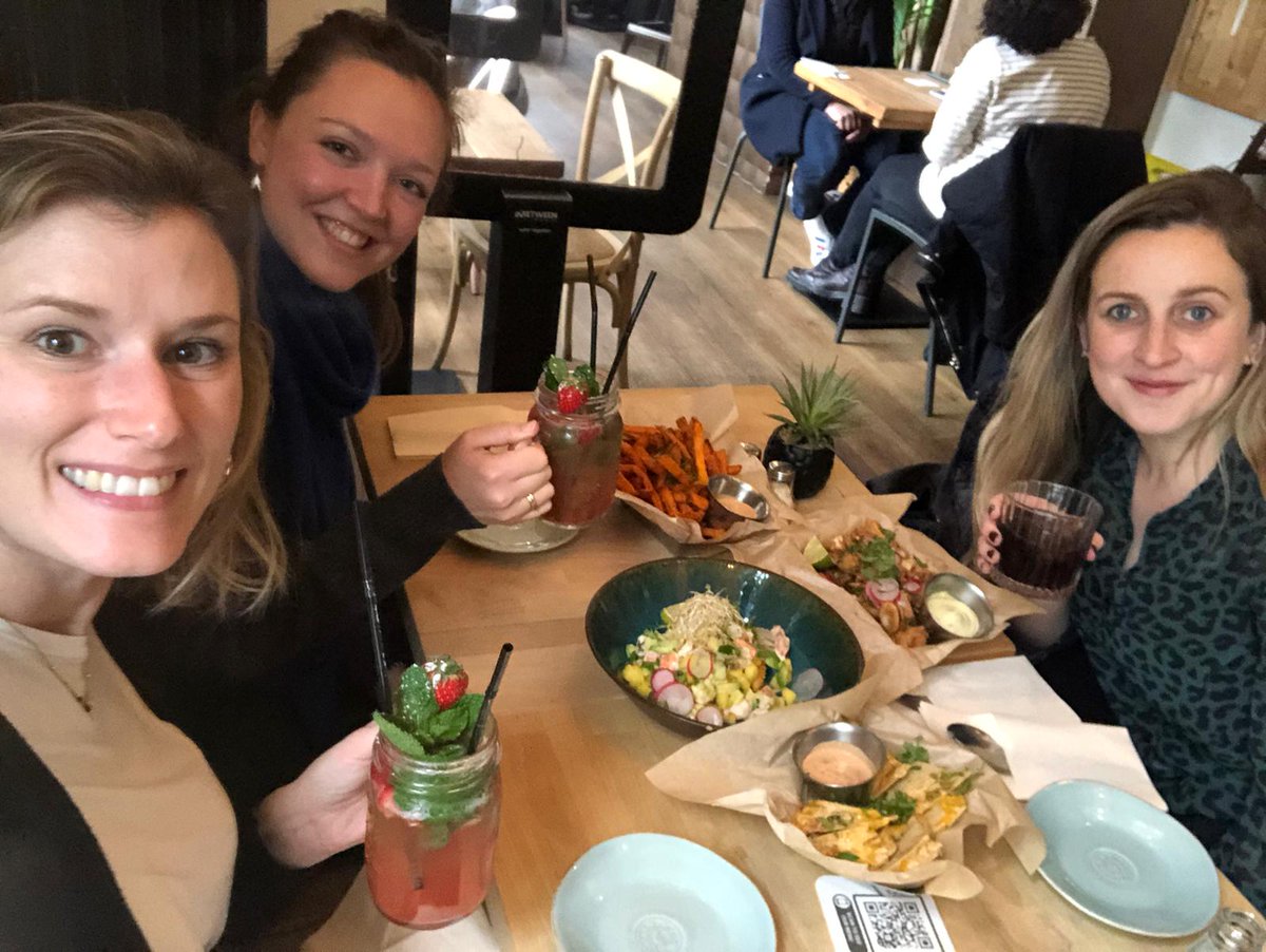 Happy Birthday beautiful Davina !
Enjoying one last celebration, Mexican style 🥳🎂
#dorecruitmentadvisors #peopledomatter #birthdaycelebration #mexicanstyle #happycolleaguesmoment #doteam