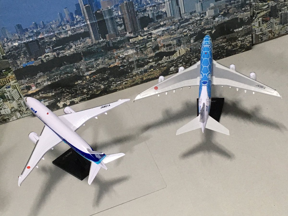 リアルサウンドフライングホヌ 丸彰 エアバス A380 EnU0TU4UUAIQSSR.jpg