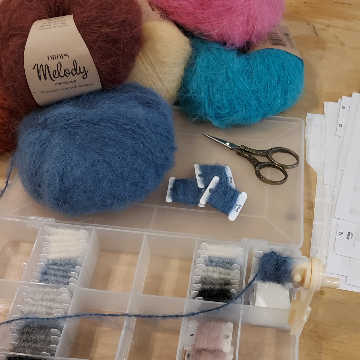 Purple Sheep Yarns tweet media
