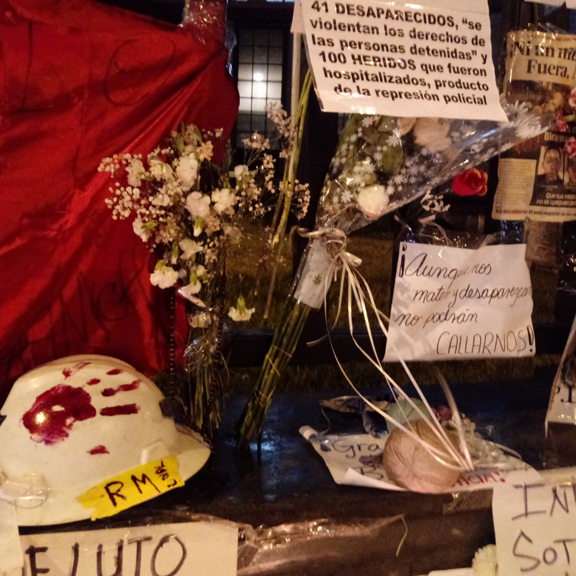 jfowks's tweet photo. El otro sitio de conmemoración de las víctimas de la policía, Inti Sotelo y Bryan Pintado, el altar en la esquina de Abancay y Colmena, también fue destruido esta madrugada. https://t.co/5mxOzMobrV