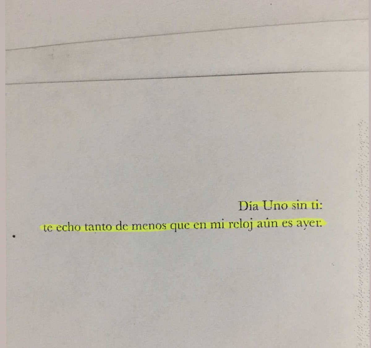 Cementedelibros's tweet photo. Día uno sin ti:
te echo tanto de menos que en mi reloj aún es ayer.
Libro: Días sin ti
Autor: @elvirasastre 
#cementeriodelibros https://t.co/uk7rBQIz15