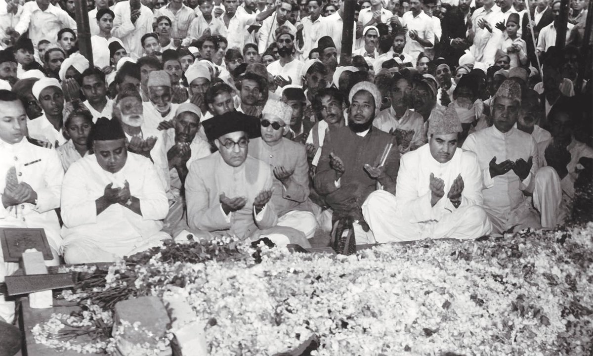 Another picture showing a grief-stricken Liaquat at Jinnah's grave. He was one of the pall-bearers, the first to throw the soil in the grave.