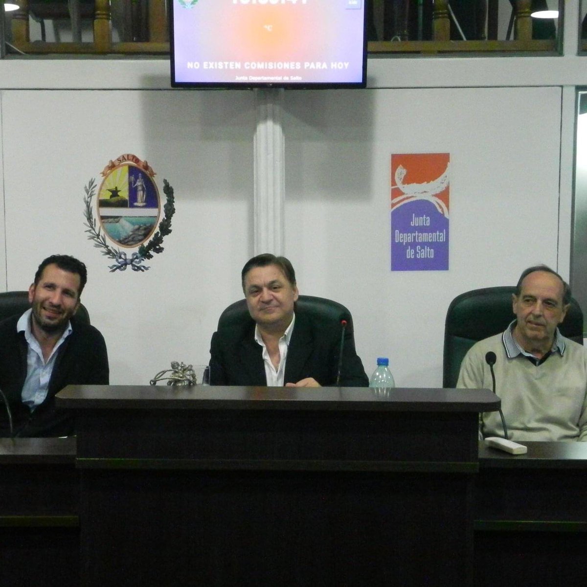 vamossalto's tweet photo. Durante los últimos cuatro años y medio, nuestro sector asumió la atípica responsabilidad de conducir la mesa de la Junta Departamental desde la oposición. Saludamos a nuestros representantes por su hidalguía y entereza en la labor realizada, trabajando en lo mejor por Salto. https://t.co/jvXOORymbQ