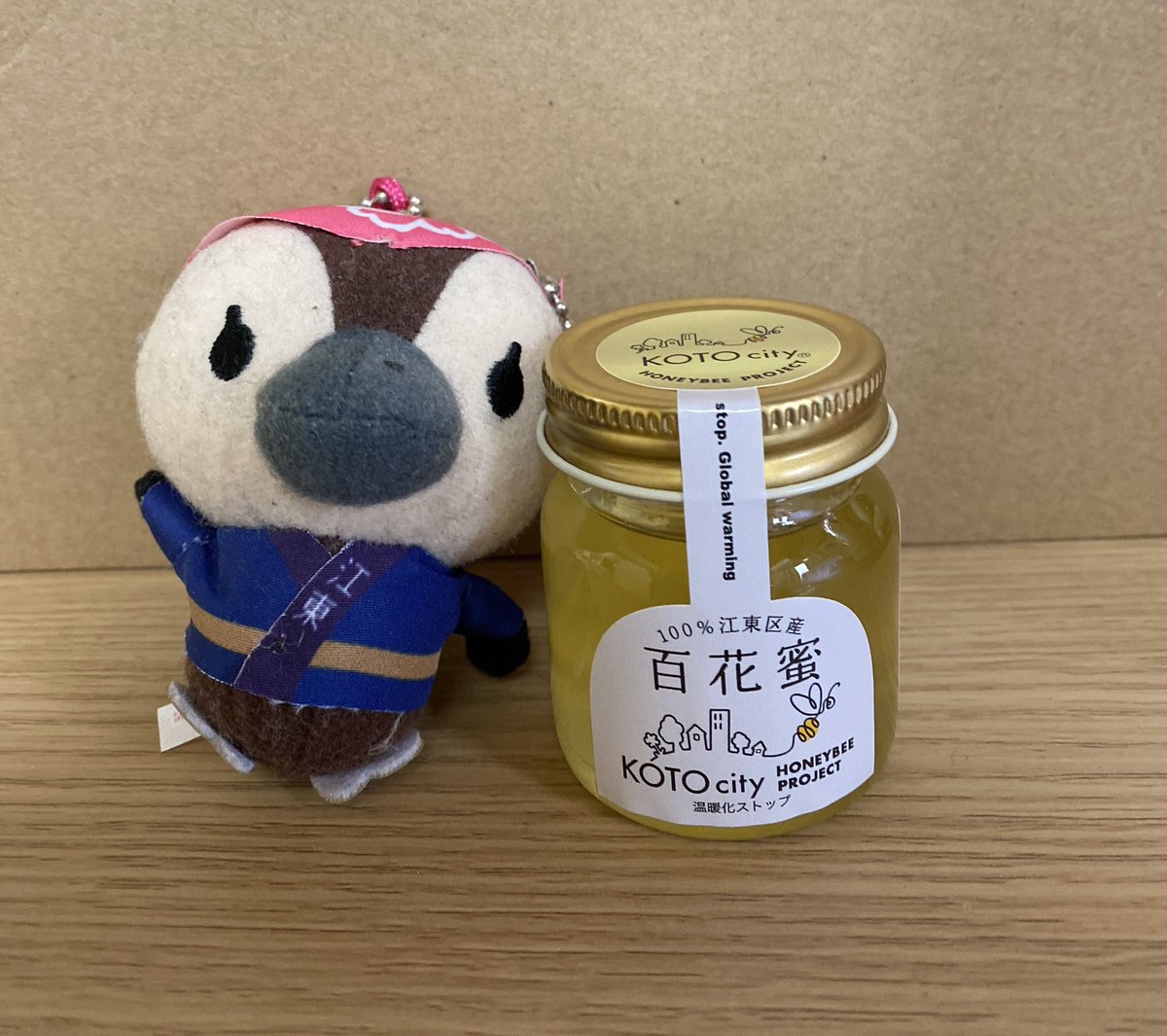 ヤマエリ ネコ好き喫茶店好き 色んなお花の風味がしました ハーブのような爽やかさ 何から蜜を集めて来るかは 蜂さんたちの気まぐれです だから毎年味や色が微妙に変わるそう はちみつ 蜂蜜 江東区ハニービープロジェクト 百花蜜 江東区 コトミ ヤマエリ ネコ好き喫茶店好き 色んなお花の風味がしました ハーブのような爽やかさ 何から蜜を集めて来るかは 蜂さんたちの気まぐれです だから毎年味や色が微妙に変わるそう はちみつ 蜂蜜 江東区ハニービープロジェクト 百花蜜 江東区 コトミ