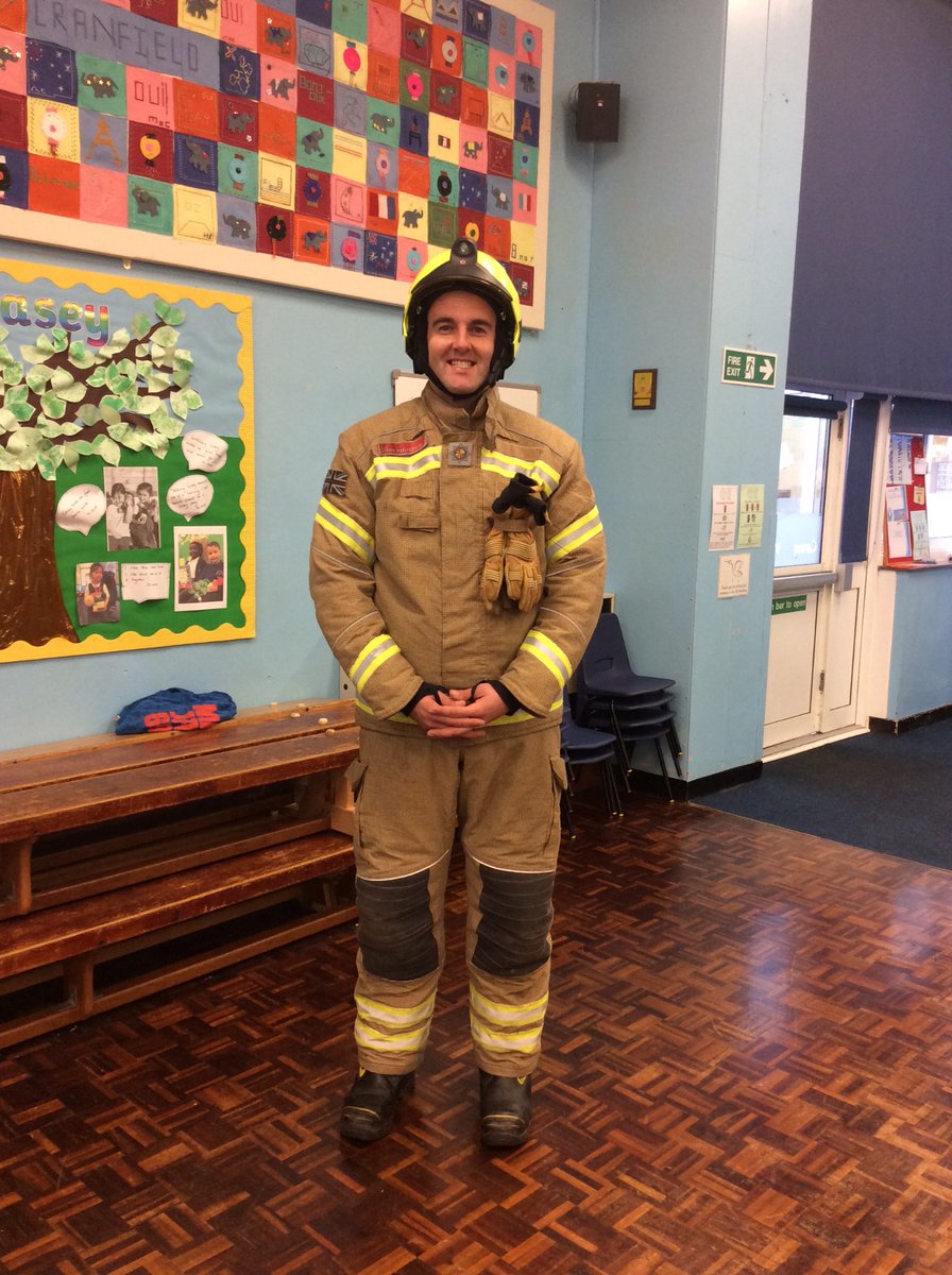 SissonMrs's tweet photo. Reception @ClivetheCrane  had a visit from Firefighter Sisson this morning to find out what it is like to work at night time and about some of the jobs they have to do! https://t.co/6uRrWhQOWh