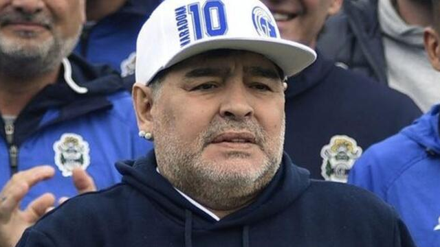 GazeteTan's tweet photo. #Maradona Hayatını Kaybetti!

https://t.co/paVnjwHpGX https://t.co/qadpBh2YMP