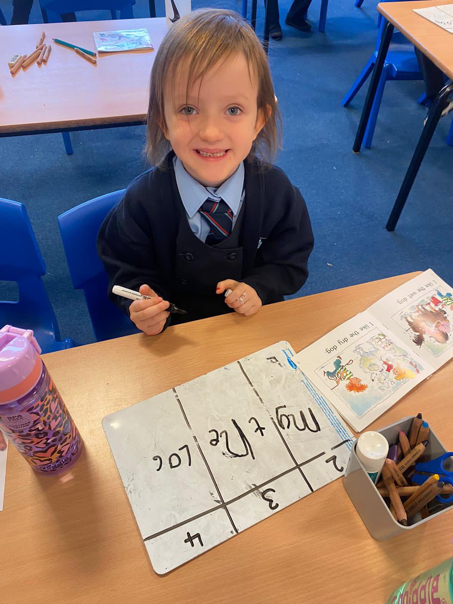 BurghPrimary's tweet image. P1/2 were being text detectives today 📚🕵️‍♂️🕵️‍♀️📚 @EducationSLC @SLCLiteracy @BurghBeginners #TeamBurgh #TextDetectives