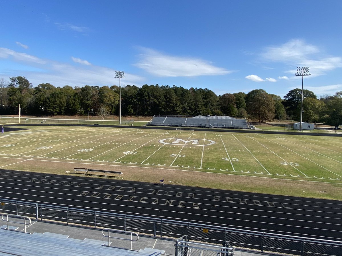 MonroeCanesFB's tweet photo. Field is painted and ready for Round 1...@MonroeArea https://t.co/KwfoFEx86x