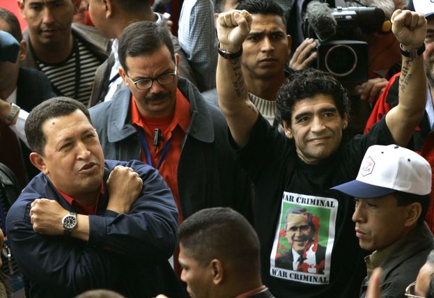 Diego Maradona also joined revolutionary Venezuelan President Hugo Chávez in protesting US imperialism, wearing a t-shirt of George W. Bush covered in blood and reading "war criminal"
