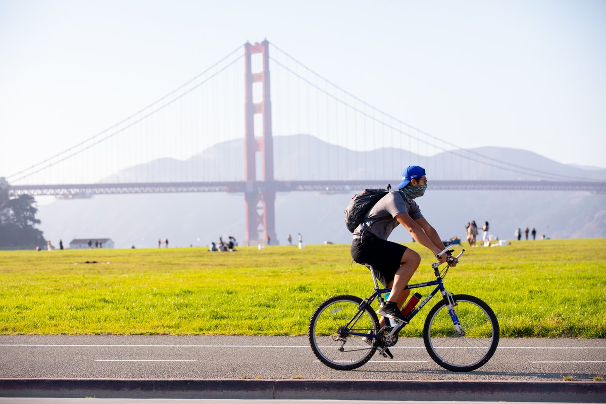 With nearly 1,500 acres of open space to explore, the Presidio is the ultimate fresh-air getaway. Choose your favorite way to unwind outdoors with trails, beaches, and an 18-hole golf course, all the while taking in breathtaking vistas of the Golden Gate Bridge.
📷:Myleen Hollero