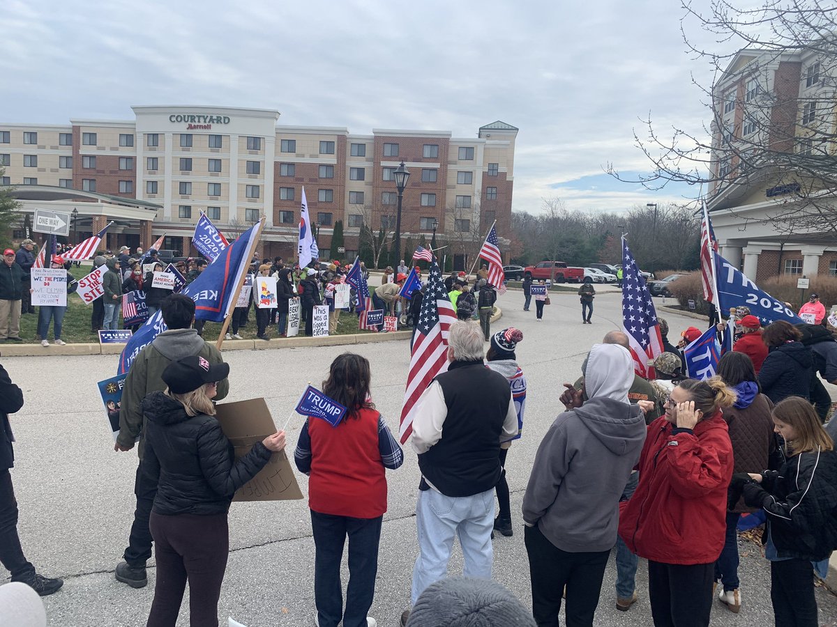 JackPosobiec's tweet image. Trump supporters lining the streets in Gettysburg ahead of today's hearing