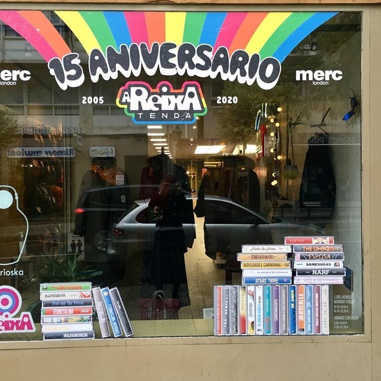 Entre amigo@s n <a href="/AReixaTenda/">A REIXA TENDA</a> / <a href="/MatrioskaTenda/">matrioska tenda</a>😍
<a href="/WillySuccoBro/">Willy Succo Brother</a> <a href="/theshyboy/">Alfonso Espiño Louro</a> <a href="/The_Limboos/">The Limboos</a> <a href="/ohayatollah/">Oh! Ayatollah</a> <a href="/HelenloveShanna/">Helen & Shanna</a> <a href="/Familiacaamagno/">Familia Caamagno</a> <a href="/novcarminha/">Novedades Carminha</a> <a href="/OAdosM/">OsAmigosDosMúsicos</a> <a href="/thehomens/">The Homens</a> <a href="/ypistola/">Niño y Pistola</a> <a href="/DirtySocksDS/">Dirty Socks</a> <a href="/TWNband/">The Winning Numbers</a> <a href="/TonyLomba/">Tony Lomba</a> <a href="/Coro_da_RA/">Coro da RA</a> <a href="/ukestradoMedio/">Ukestra do Medio</a> <a href="/Terbutalina/">Terbutalina</a> <a href="/ruxeruxe/">ƦƲҲЄ ƦƲҲЄ</a> <a href="/TheLakazans/">The Lákazans</a>