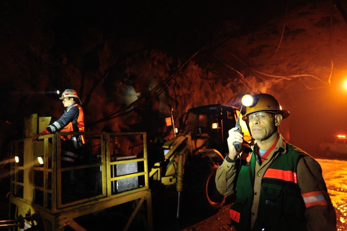 im_mining's tweet photo. An impressive keynote line-up for the @massmin2020 virtual conf Dec 9-11: @bhp, @RioTinto, @NewcrestMining, @FM_FCX, @OricaLimited, @SRKConsulting, @CodelcoChile &amp; @Enaex_SA &amp; @elexon_mining #blockcaving #futureofmining @UChile_Beauchef @AMTCUChile @IIMCh https://t.co/zEtCLvNZ7m https://t.co/Zk07qyWLMT