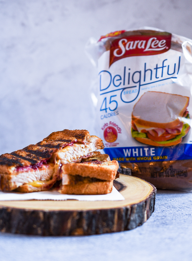 Domestic_Dee's tweet photo. #ad This Turkey Cranberry Panini Sandwich has juicy, sliced turkey breast, cranberry sauce, and sliced gouda cheese combined on @saraleebread that you can get at @walmart. 
Grab the recipe: https://t.co/IllO0I6eAA

. #HolidaysWithSaraLee #saraleebread #mealtimesaving https://t.co/dG9ZSo9pQC