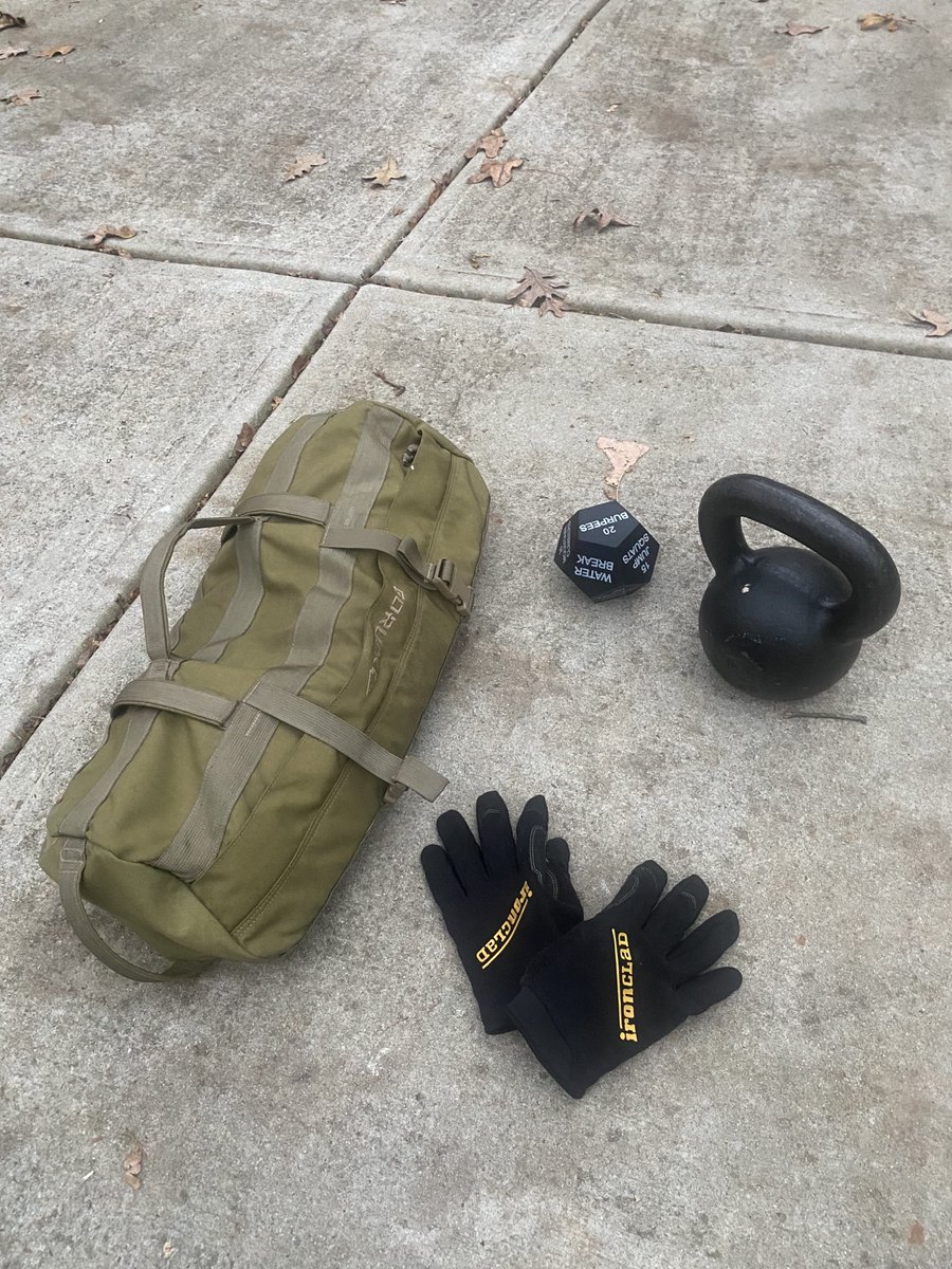 revdocchuck's tweet photo. I may not be able to keep up with my ⁦@F3Atlanta⁩ brothers, but I can still keep an old man from moving into my body! #F3 #sandbag #fitnessdice #russiankettlebell https://t.co/u6dMz48mLW