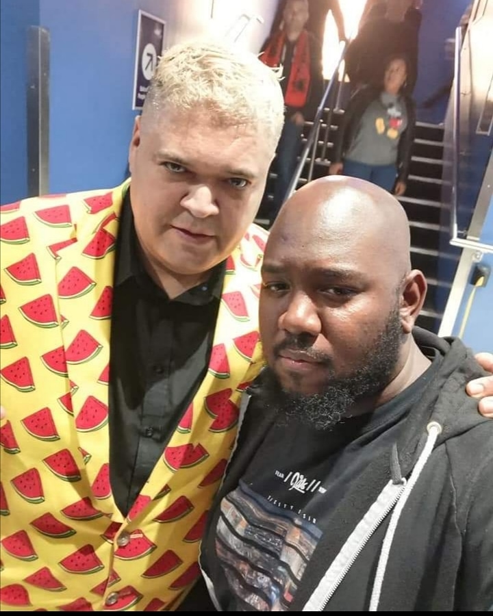 DaniGloverFFTV's tweet photo. R.I.P HEAVY D it's mad as I see you doing boxing pads🥊 on your page just a week or so ago.
REST IN POWER bigman🙏🏿🙌🏿 #colinnewell #HEAVYD #FightFanTvLive #storagehuntersuk #storagehunters #celebritybigbrother #ripheavyd #heavyduk #boominator #cbb #aftv #arsenalfantv https://t.co/GvjzG9VMPF