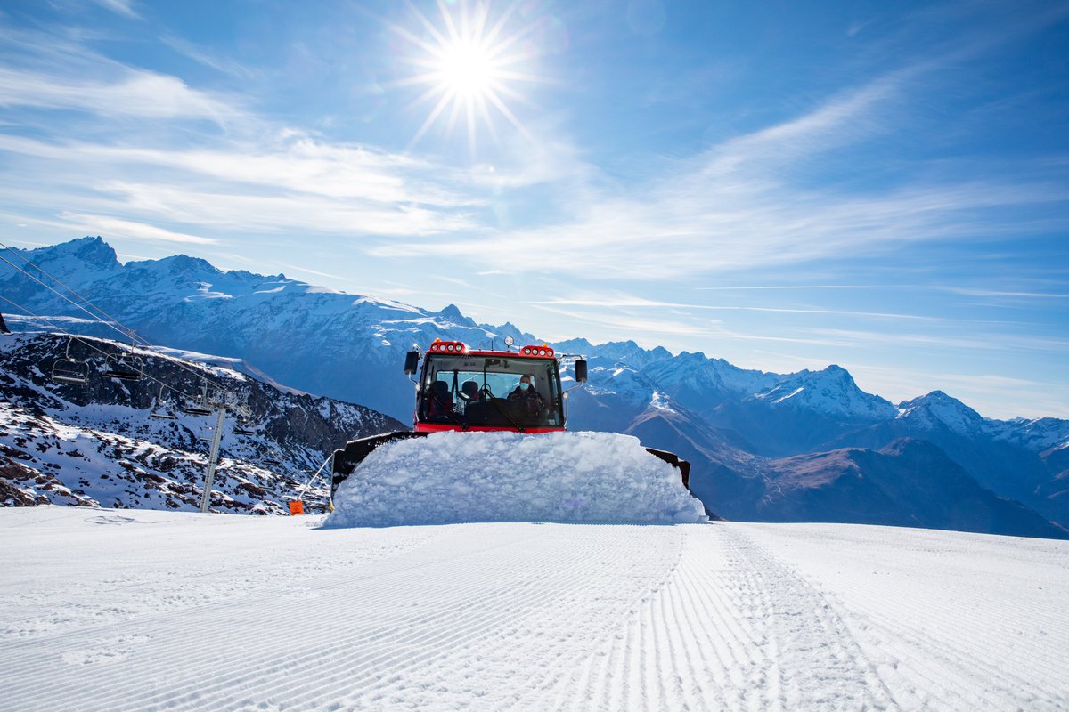 Alpe d'Huez tweet media