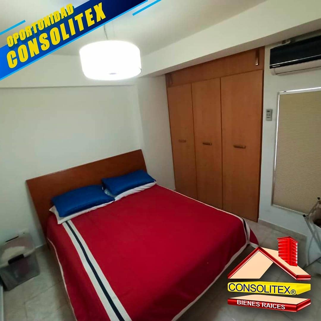 CONSOLITEX's tweet image. Cómodo apartamento ubicado en Urb.    El Rincón, Naguanagua. 
Posee planta eléctrica y pozo propio, además cocina empotrada equipada y 2 aires acondicionados. Más detalles al 0414-402.98.20