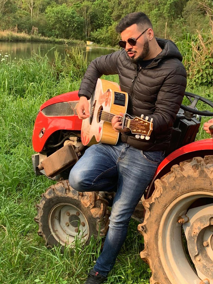 JoelCarloJC's tweet photo. O quartou de hoje é ouvindo #VoceMudou . Quem vem? 🤠🎶 https://t.co/Ipwd2vXwsc