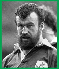 #rugby history Born today 25/11 in 1950 : Mick Fitzpatrick (Ireland) rugby v England in 1981 https://t.co/aG2IwX0wTU https://t.co/aCDbOnjjSs