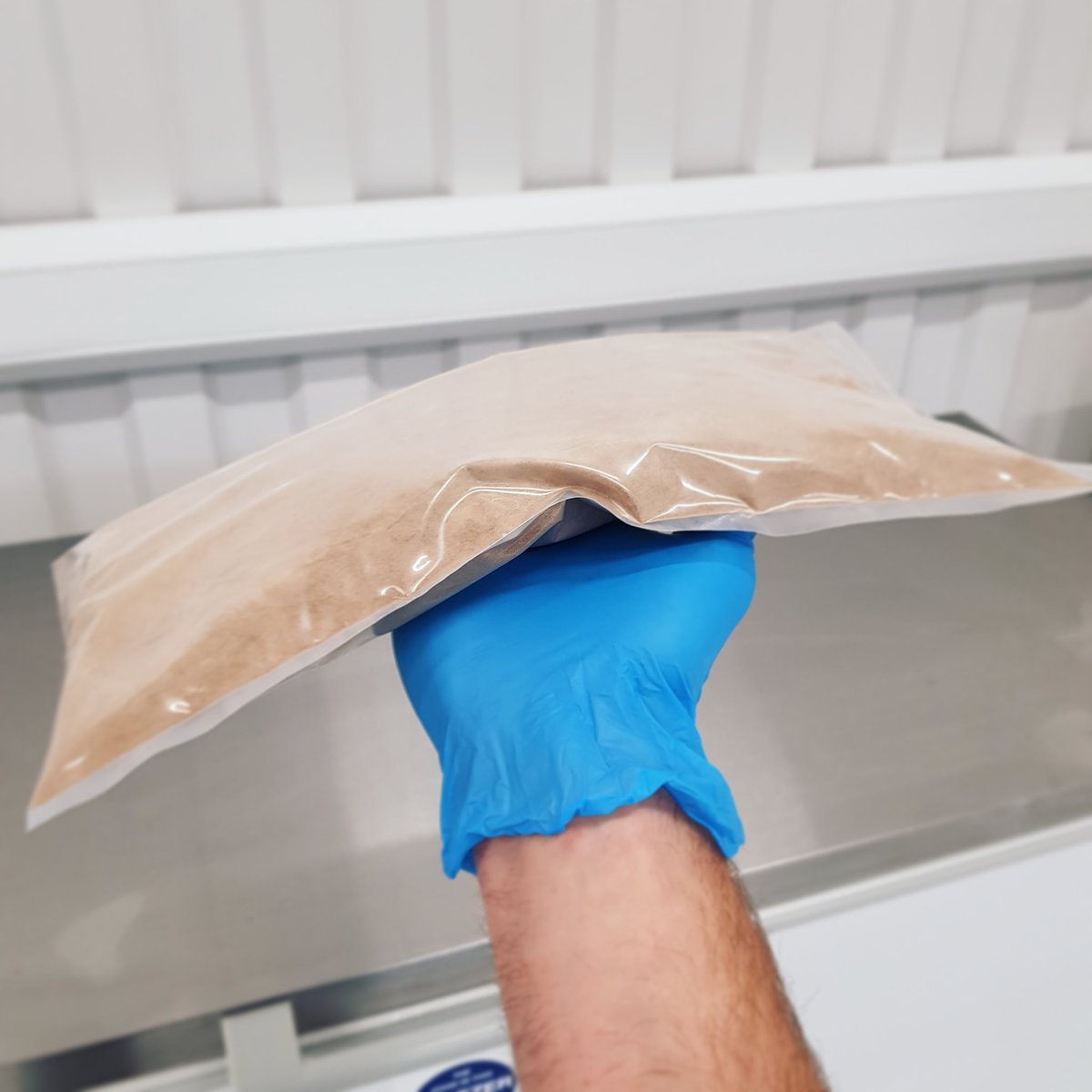 There's as much digestible protein in 1kg of our #cricketpowder as there is in 5 whole chickens