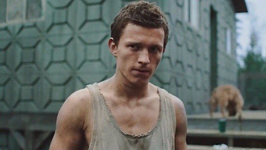 tom as todd hewitt in chaos walking (2021)