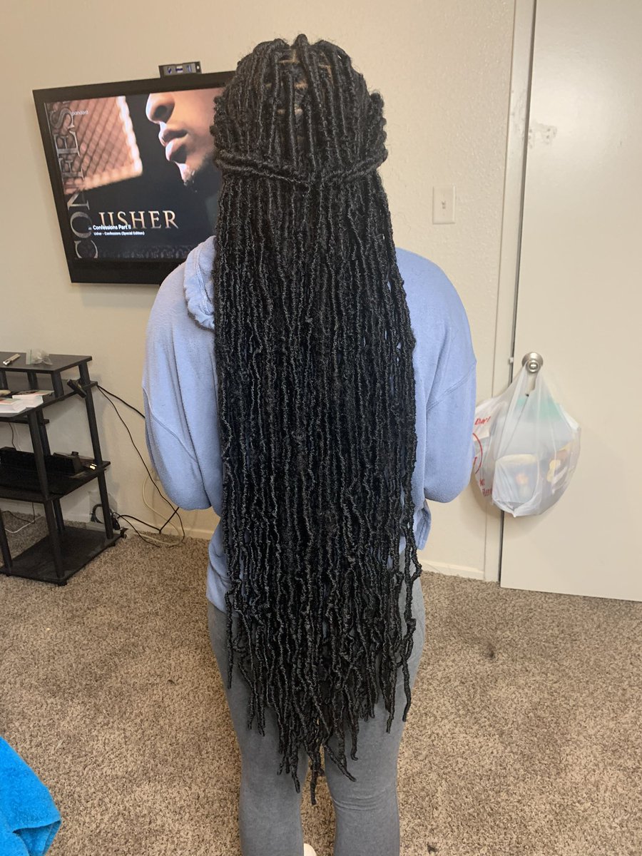 kamykouture's tweet photo. BRAIDS BY KAMMY π£ : a thread
#FortWorthbraider #fortworthbraids #DallasBraider #DallasBraids #cornrows #naturalhairstyles #braids #ponytails #stitchbraids #boxbraids #tribalbraids #lemonadebraids #feedins #feedinbraids #Kidshairstyles #longboxbraids #bootyboxbraids #goddessloc https://t.co/B261veHq4m
